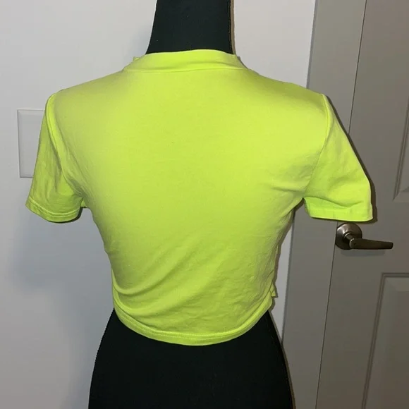 Honey graphic cutoff tee - Picture 3 of 5